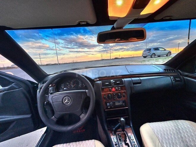 Mercedes E 220 d 1999, 493,000 km - 2.0 l - Kürdəmir