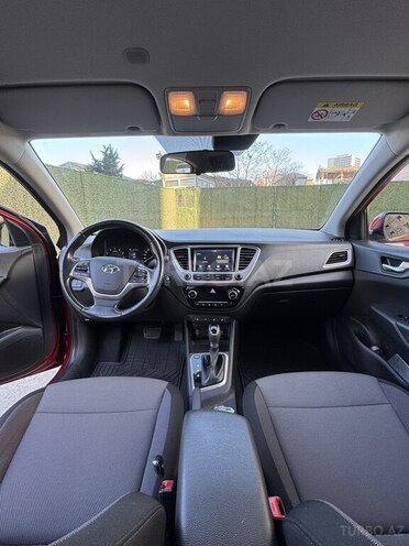 Hyundai Accent 2019, 56,000 km - 1.6 л - Bakı