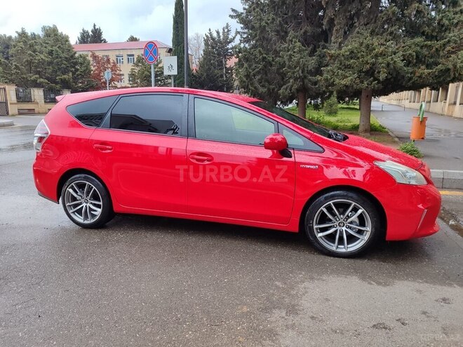 Toyota Prius V 2015, 199,723 km - 1.8 л - Bakı