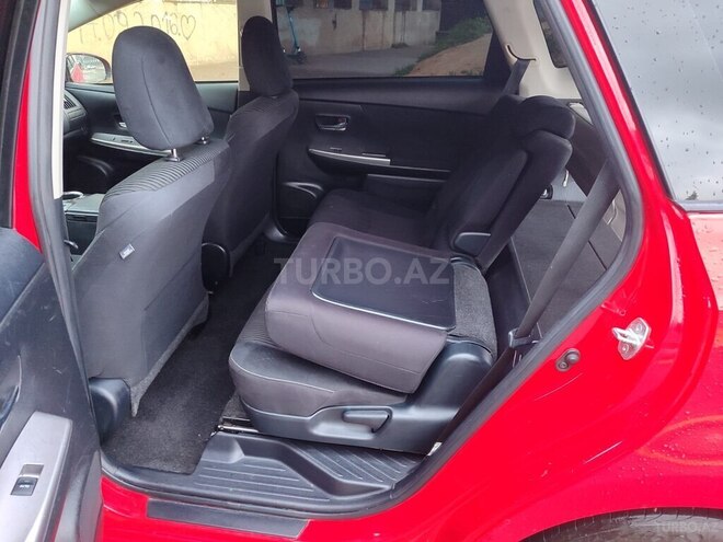 Toyota Prius V 2015, 199,723 km - 1.8 л - Bakı