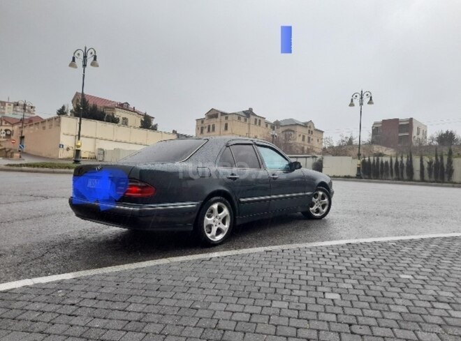 Mercedes E 270 2000, 409,000 km - 2.7 l - Bakı