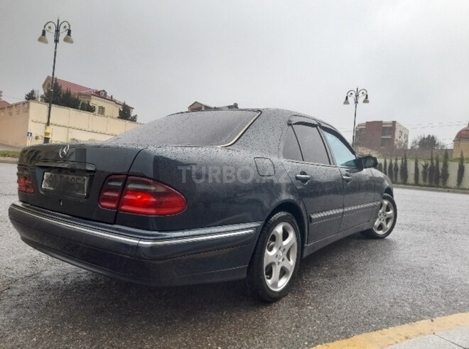 Mercedes E 270 2000, 409,000 km - 2.7 l - Bakı