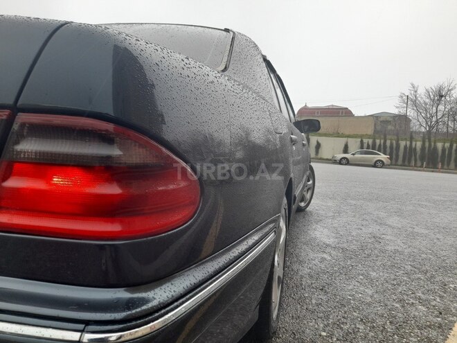 Mercedes E 270 2000, 409,000 km - 2.7 l - Bakı