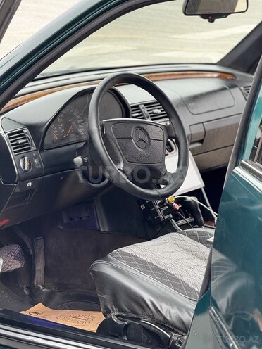 Mercedes C 220 1995, 400,000 km - 2.2 л - Bakı