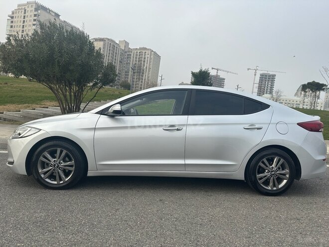 Hyundai Avante 2016, 160,000 km - 1.6 l - Bakı