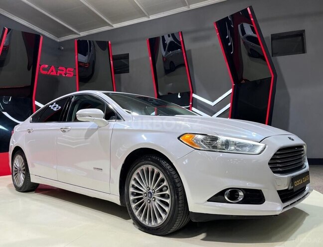 Ford Fusion (North America) 2013, 241,402 km - 2.0 л - Sumqayıt