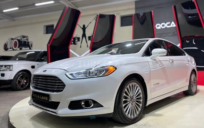 Ford Fusion (North America) 2013, 241,402 km - 2.0 л - Sumqayıt