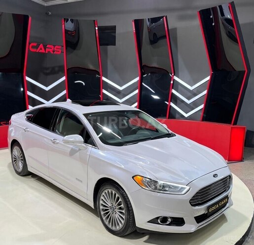 Ford Fusion (North America) 2013, 241,402 km - 2.0 л - Sumqayıt
