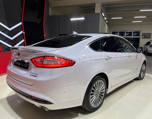 Ford Fusion (North America) 2013, 241,402 km - 2.0 л - Sumqayıt