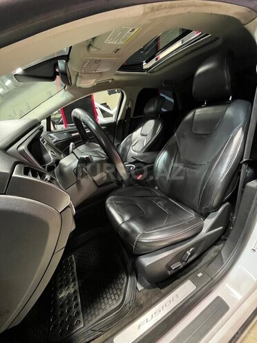 Ford Fusion (North America) 2013, 241,402 km - 2.0 л - Sumqayıt