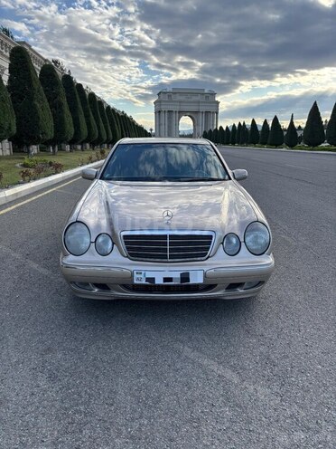 Mercedes E 220 d 2000, 248,653 km - 2.2 l - Gəncə