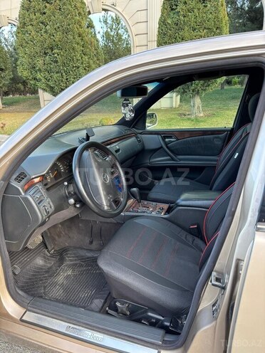 Mercedes E 220 d 2000, 248,653 km - 2.2 l - Gəncə