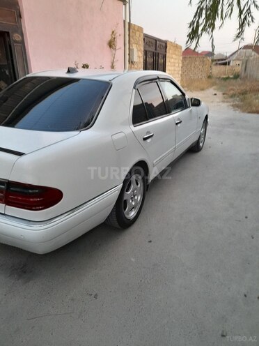 Mercedes E 300 d 1998, 613,000 km - 3.0 л - Bakı