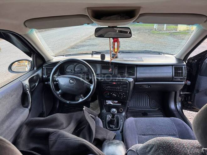 Opel Vectra 1999, 257,643 km - 1.8 l - Lənkəran