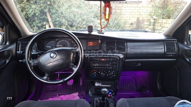 Opel Vectra 1999, 257,643 km - 1.8 l - Lənkəran