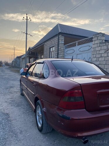 Opel Vectra 1996, 300,000 km - 1.6 l - Şəmkir