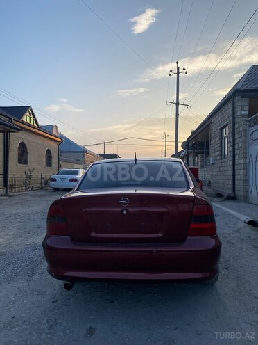 Opel Vectra 1996, 300,000 km - 1.6 l - Şəmkir