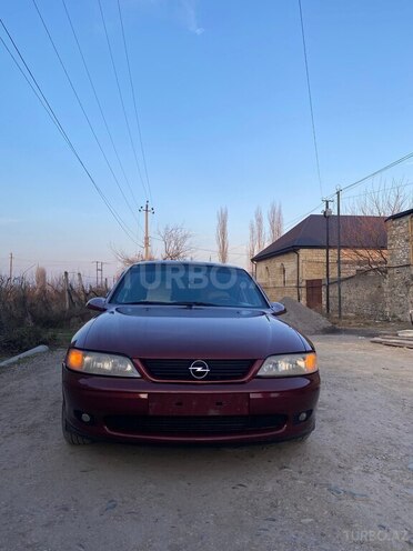 Opel Vectra 1996, 300,000 km - 1.6 l - Şəmkir