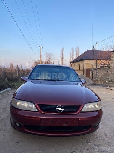 Opel Vectra 1996, 300,000 km - 1.6 l - Şəmkir