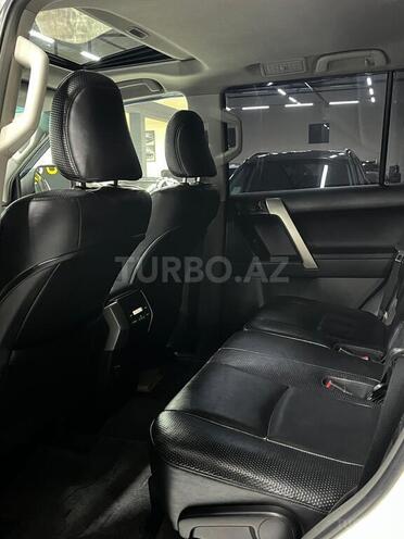 Toyota Land Cruiser Prado-20
