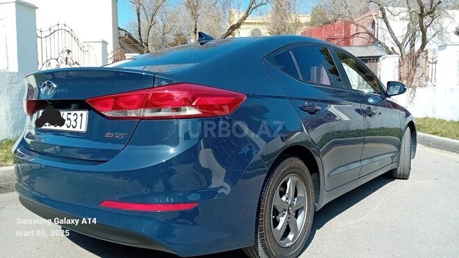 Hyundai Avante 2015, 120,000 km - 1.6 l - Bakı