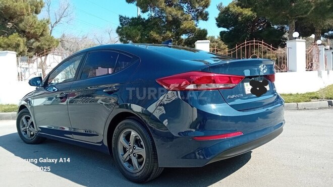 Hyundai Avante 2015, 120,000 km - 1.6 l - Bakı