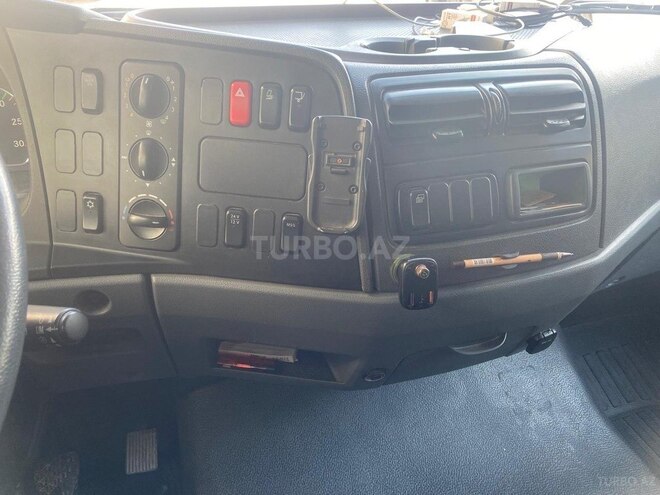 Mercedes Atego 818 2012, 689,000 km - 4.3 l - Bakı