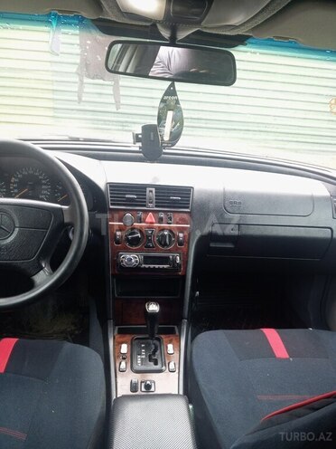 Mercedes C 180 1998, 396,000 km - 1.8 l - Biləsuvar