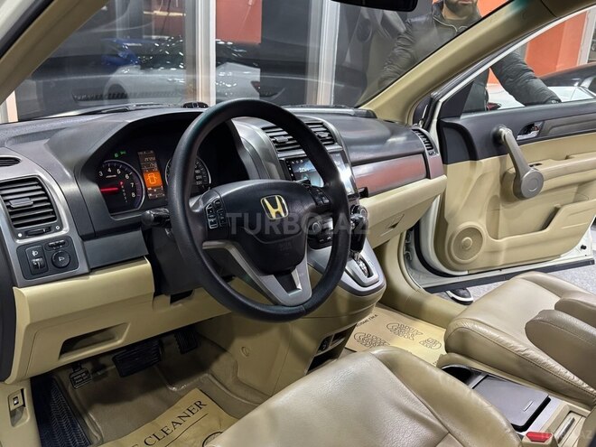 Honda CR-V-11