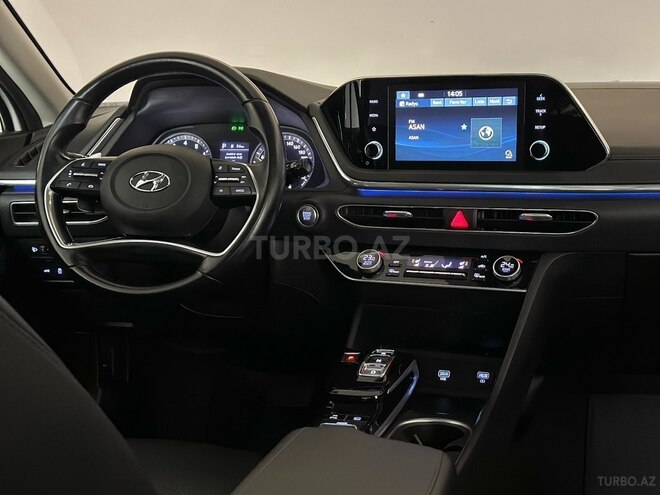 Hyundai Sonata-17