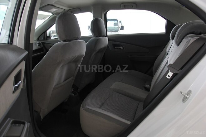 Chevrolet Cobalt-20