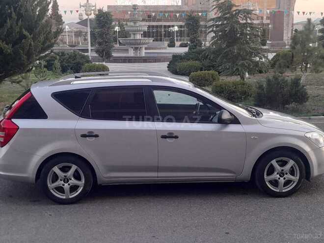 Kia Ceed 2008, 220,000 km - 1.4 л - Ucar