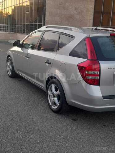 Kia Ceed 2008, 220,000 km - 1.4 л - Ucar