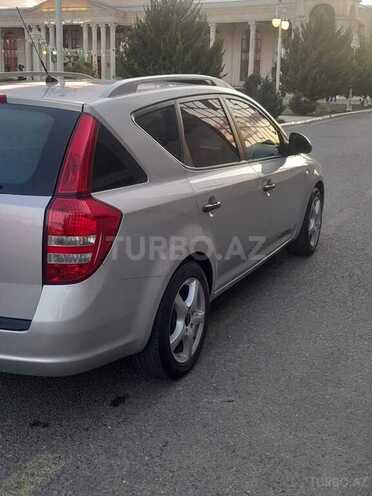 Kia Ceed 2008, 220,000 km - 1.4 л - Ucar