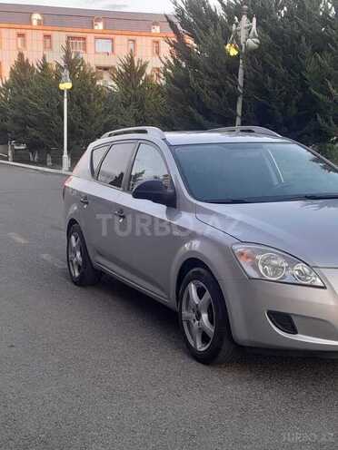 Kia Ceed 2008, 220,000 km - 1.4 л - Ucar