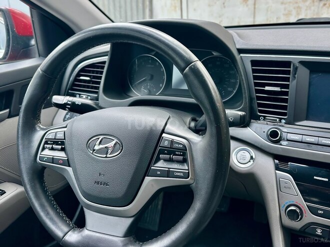 Hyundai Elantra 2017, 120,000 km - 2.0 l - Bakı