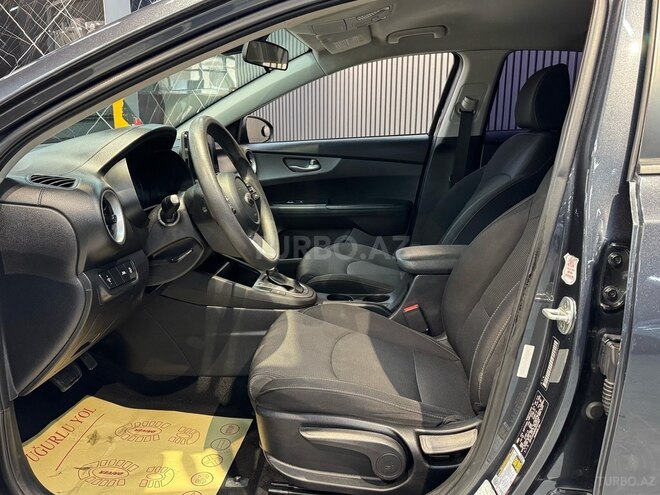 Kia Cerato-15
