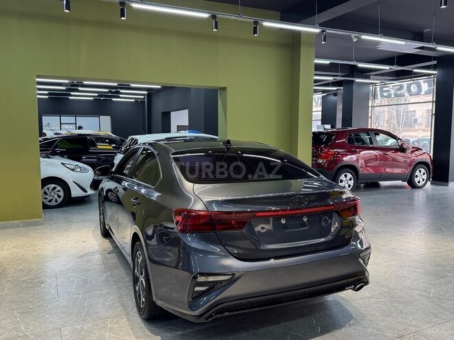 Kia Cerato-8