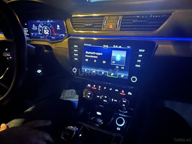 Skoda Superb 2021, 86,000 km - 2.0 l - Bakı