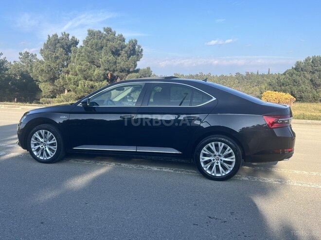 Skoda Superb 2021, 86,000 km - 2.0 l - Bakı