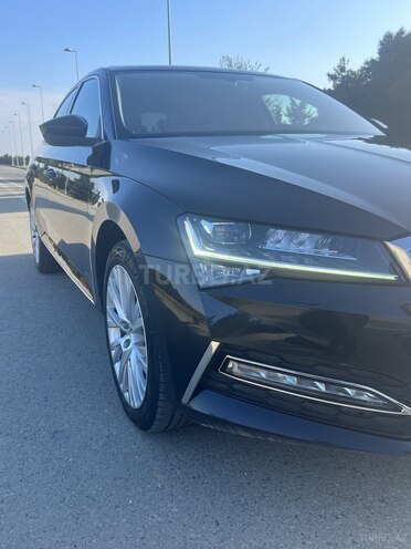 Skoda Superb 2021, 86,000 km - 2.0 l - Bakı