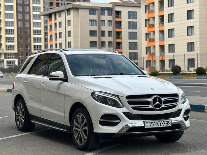 Mercedes  2017, 197,900 km - 2.2 л - Bakı