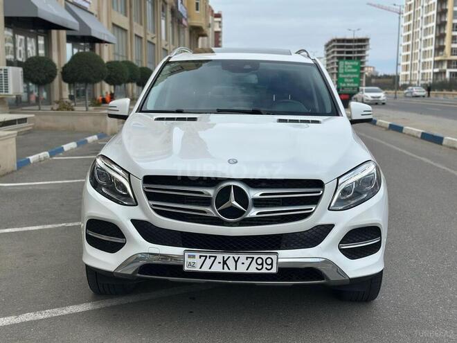 Mercedes  2017, 197,900 km - 2.2 л - Bakı