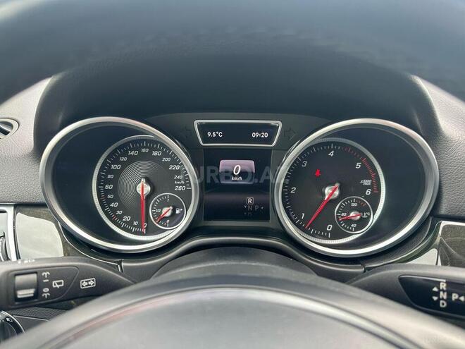 Mercedes  2017, 197,900 km - 2.2 л - Bakı