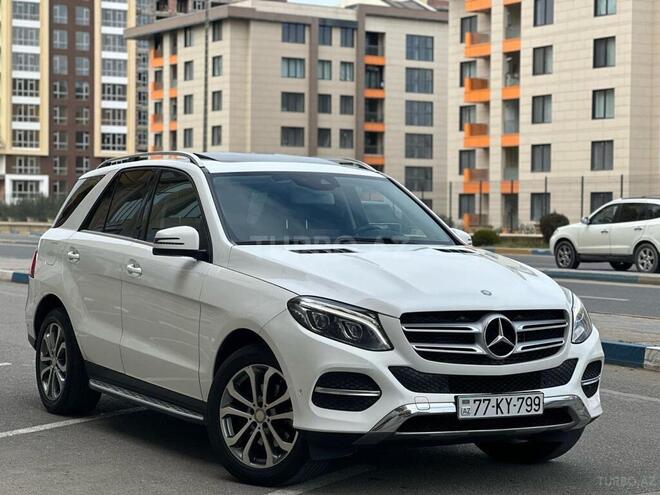 Mercedes  2017, 197,900 km - 2.2 л - Bakı