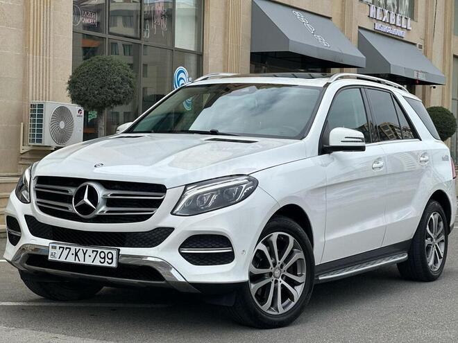Mercedes  2017, 197,900 km - 2.2 л - Bakı