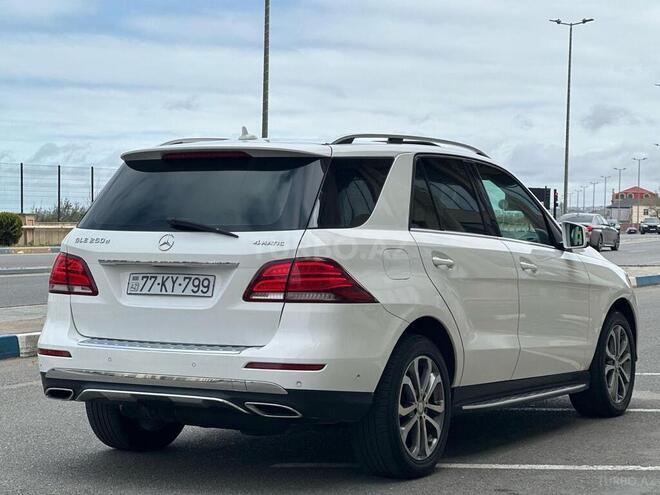 Mercedes  2017, 197,900 km - 2.2 л - Bakı