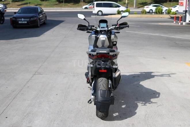 Honda  2018, 18,000 km - 0.8 л - Bakı