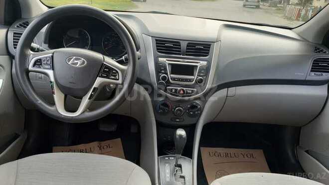 Hyundai Accent 2015, 133,000 km - 1.6 л - Sumqayıt