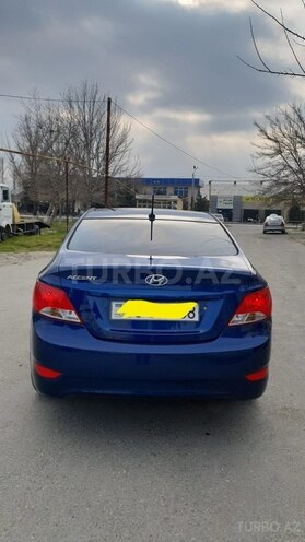 Hyundai Accent 2015, 133,000 km - 1.6 л - Sumqayıt